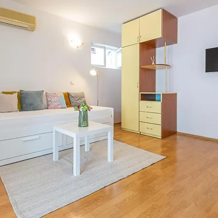 Apartment Grmoja Baska Voda
