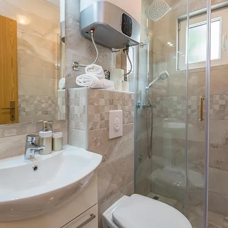 Appartement Grmoja *